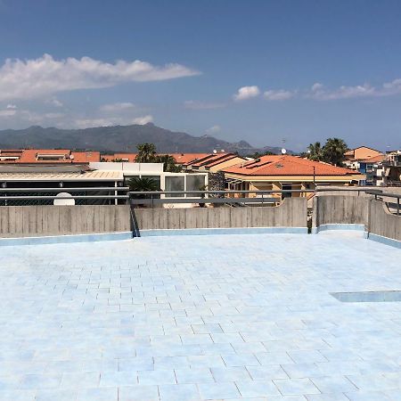 Appartamento Casasolemare Fondachello Fondachello  Kültér fotó