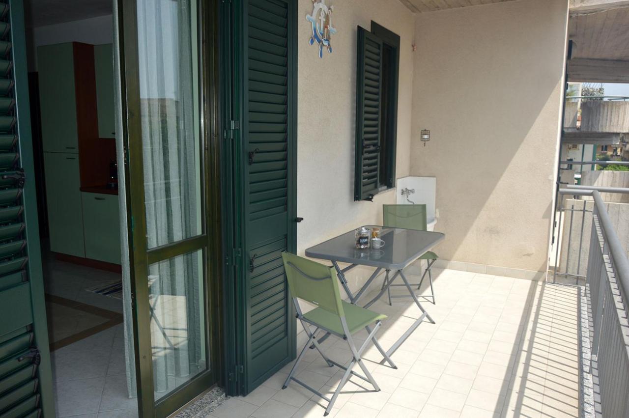Appartamento Casasolemare Fondachello Fondachello  Kültér fotó