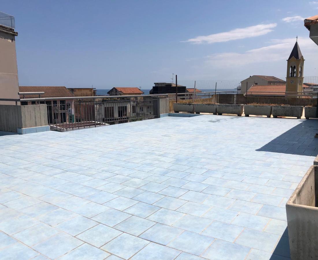 Appartamento Casasolemare Fondachello Fondachello  Kültér fotó